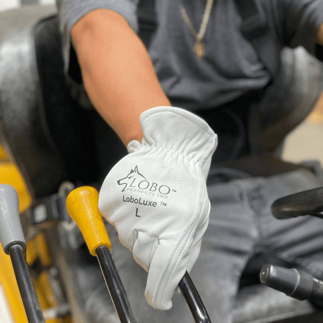 LoboLuxe™ Series Driver Goatskin Gloves - Pair